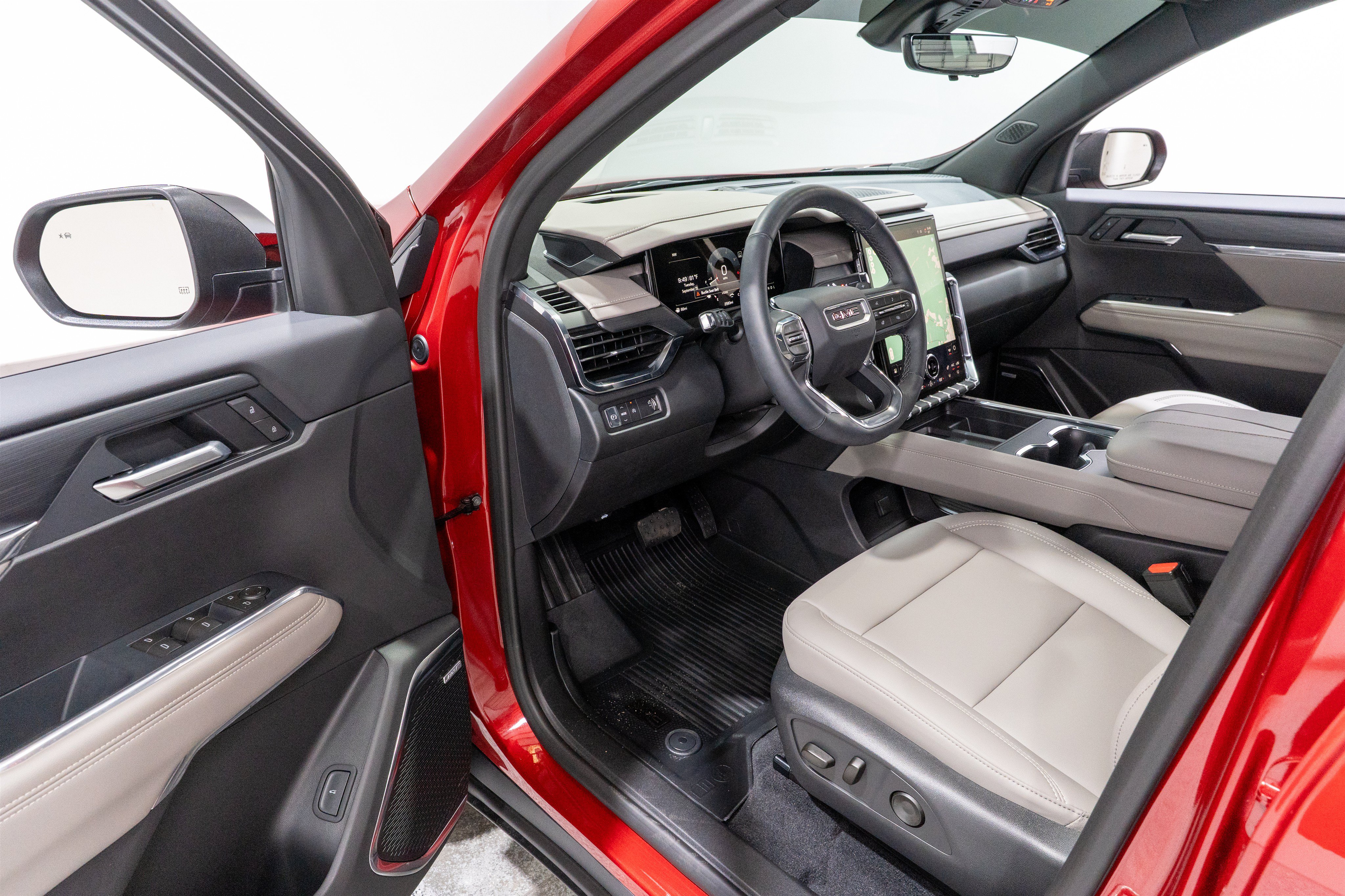 Used 2026 GMC Acadia Elevation w/ Black Edition FWD image 12