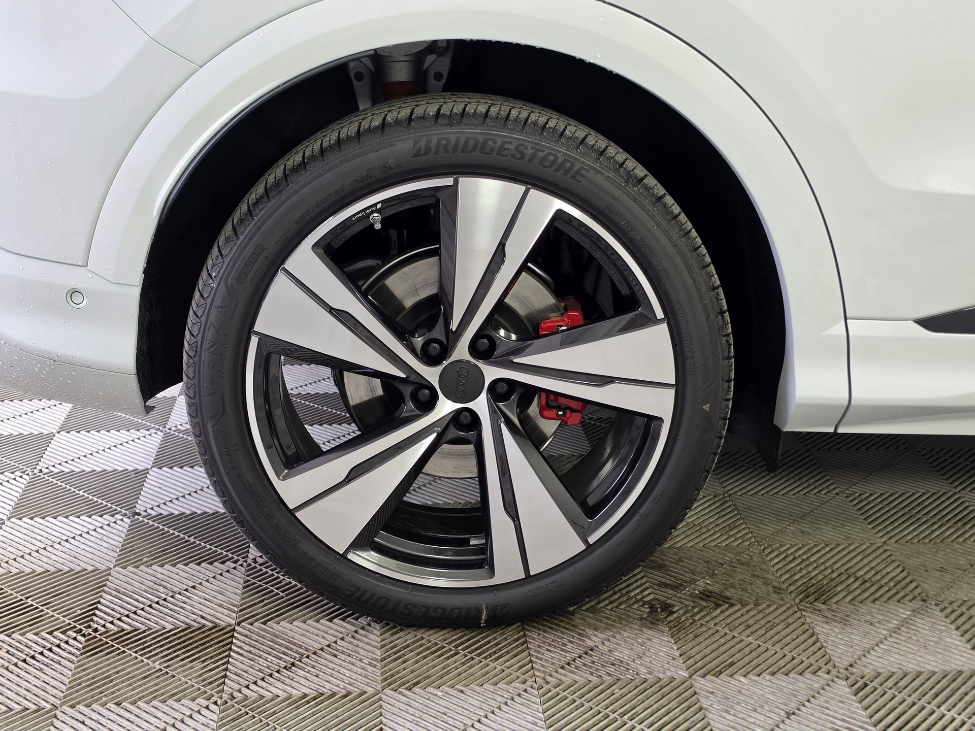 New 2026 Audi SQ5 Premium Plus AWD/4WD image 7