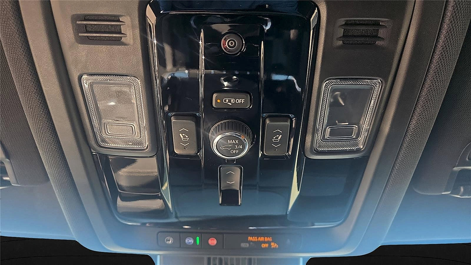 New 2026 GMC Yukon Elevation w/ LPO, Floor Liner Package AWD/4WD image 5