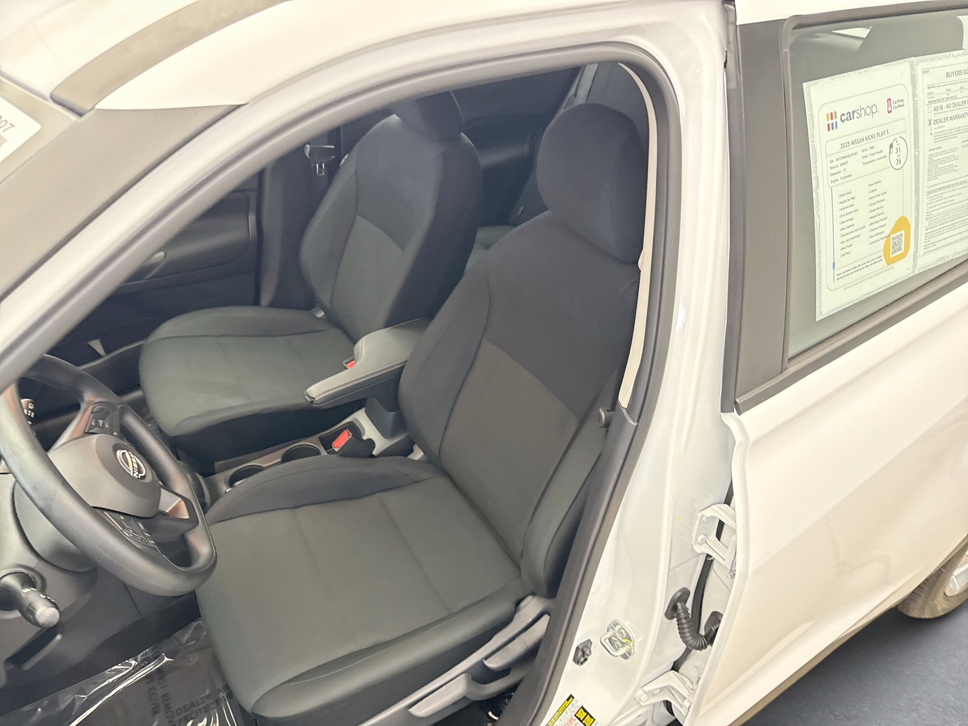 Used 2025 Nissan Kicks Play S image 11