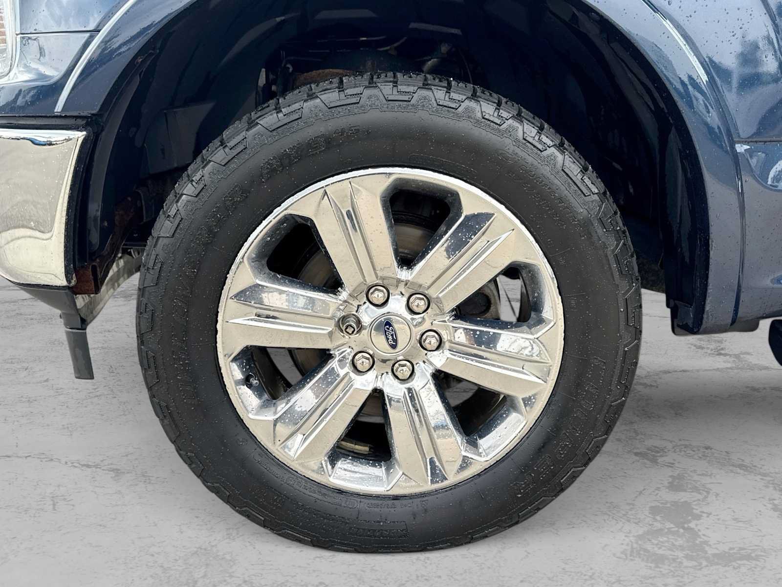 Used 2020 Ford F150 Lariat w/ Equipment Group 502A Luxury AWD/4WD image 13