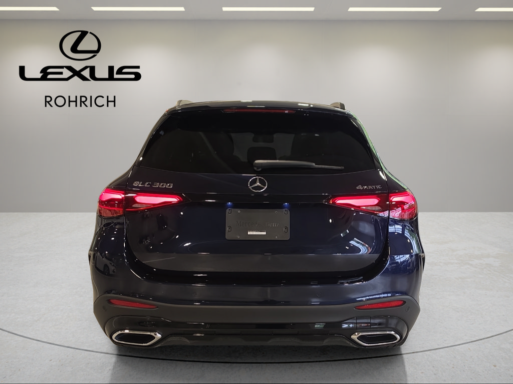 Used 2024 Mercedes-Benz GLC 300 4MATIC image 7