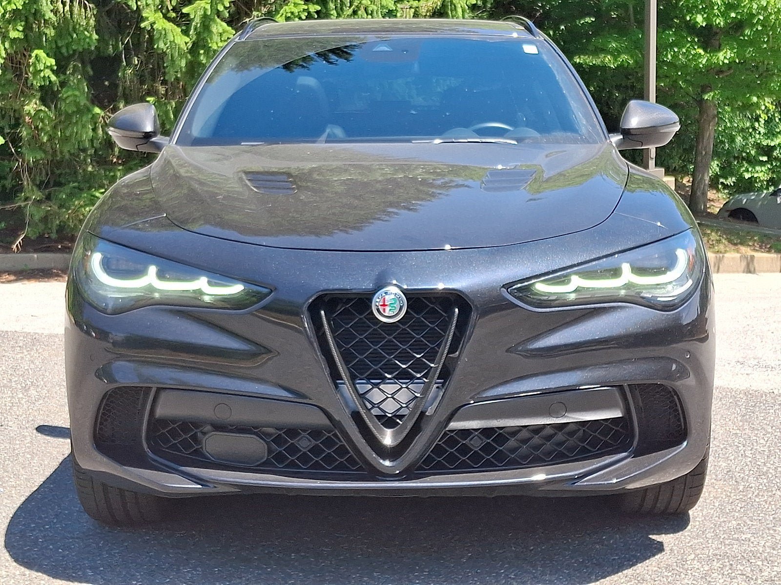 Used 2024 Alfa Romeo Stelvio Quadrifoglio AWD/4WD image 2