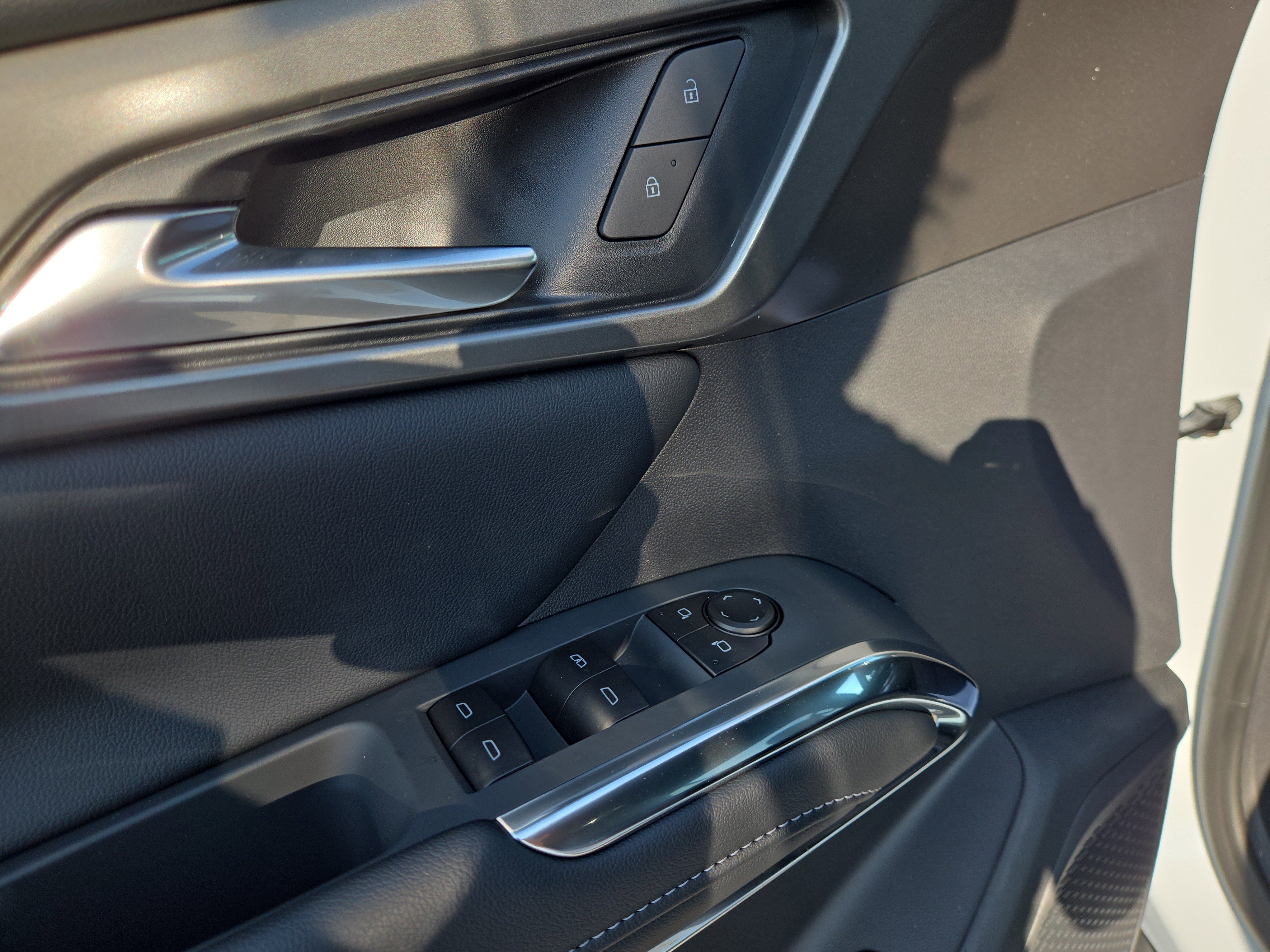 New 2026 Chevrolet Traverse LT w/ Driver Confidence Package image 17