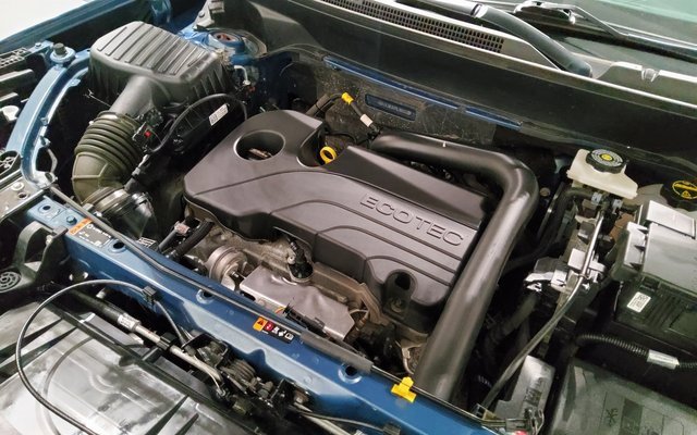 Used 2024 GMC Terrain SLE image 33