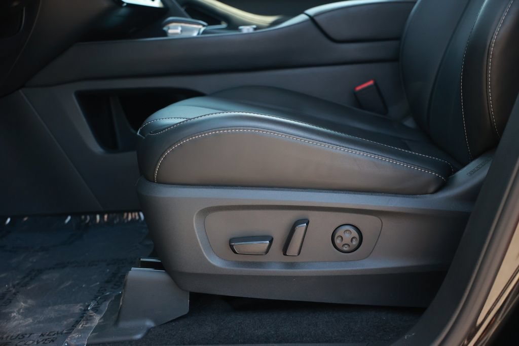 Used 2026 INFINITI QX60 Luxe w/ Cargo Package FWD image 22