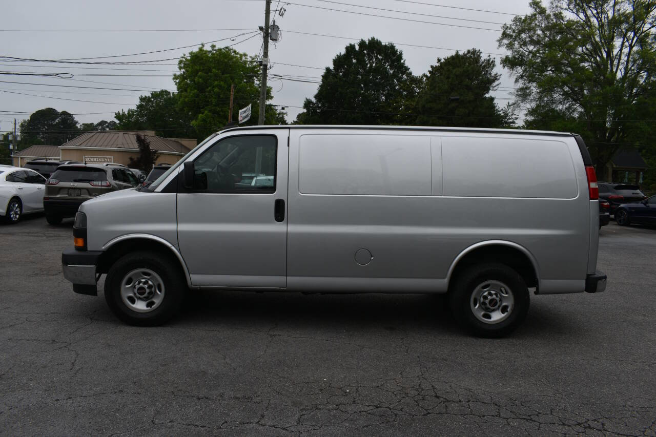 Used 2023 GMC Savana 2500 w/ Driver Convenience Package RWD image 3