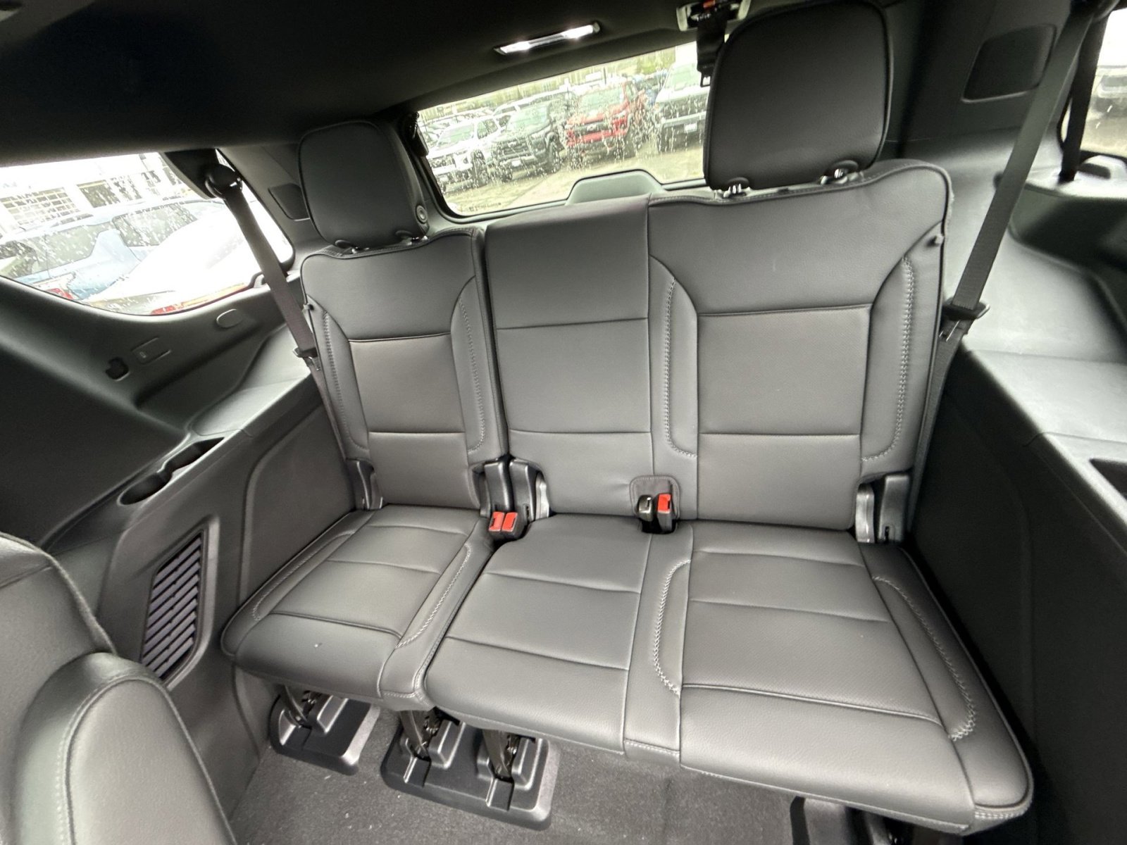 New 2026 GMC Yukon Denali w/ Sun & Power Step Package AWD/4WD image 26