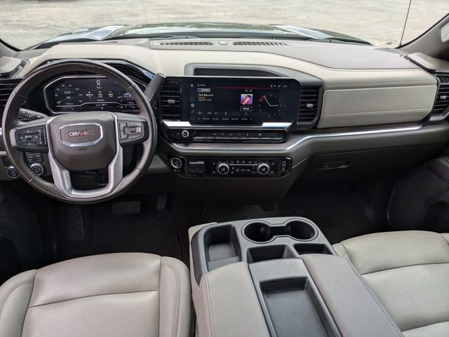 Used 2025 GMC Sierra 1500 SLT RWD image 16