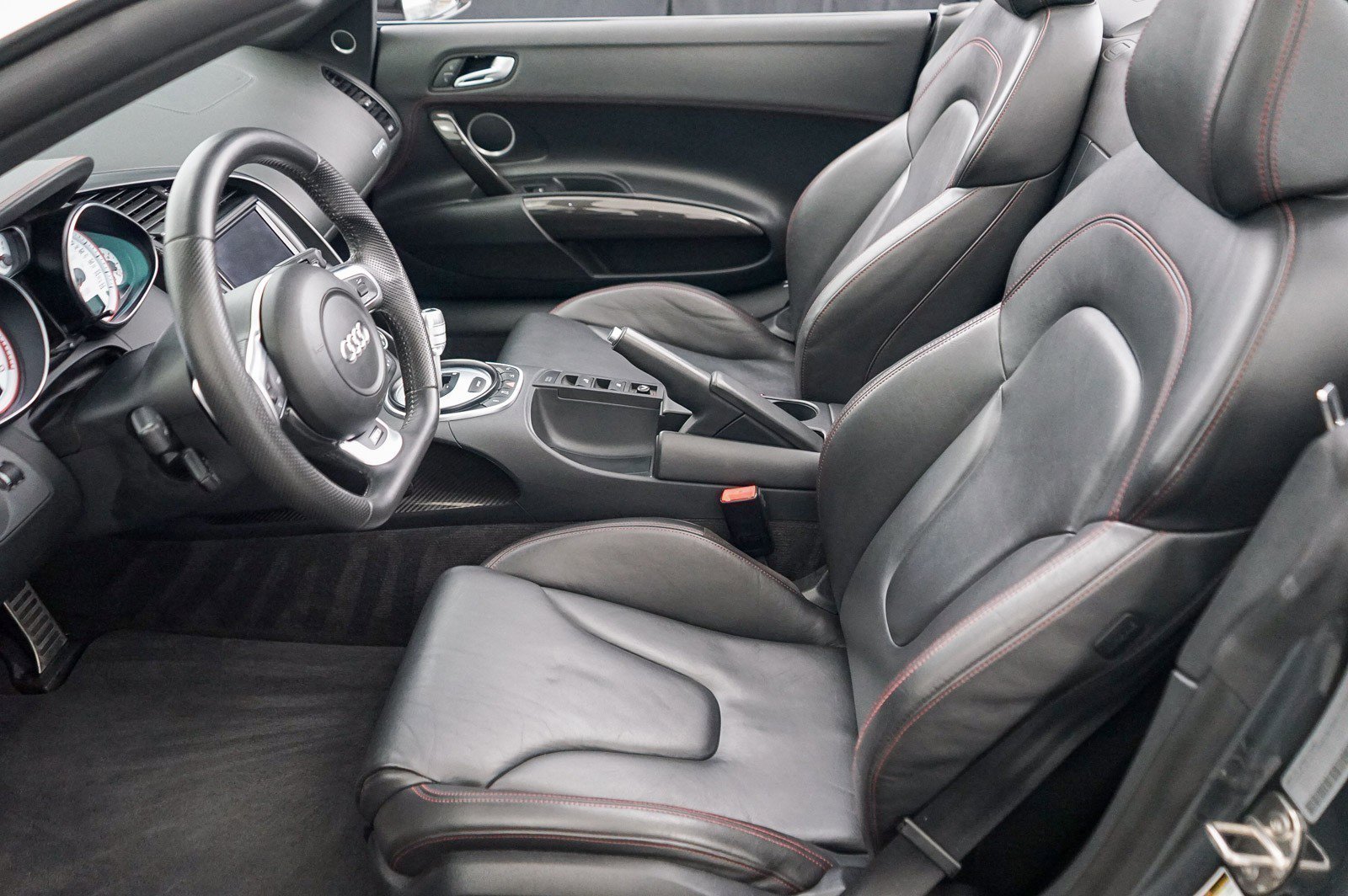 Used 2012 Audi R8 V10 AWD/4WD image 30