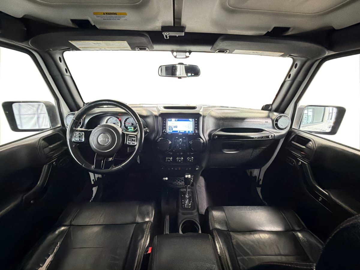 Used 2012 Jeep Wrangler Altitude AWD/4WD image 16