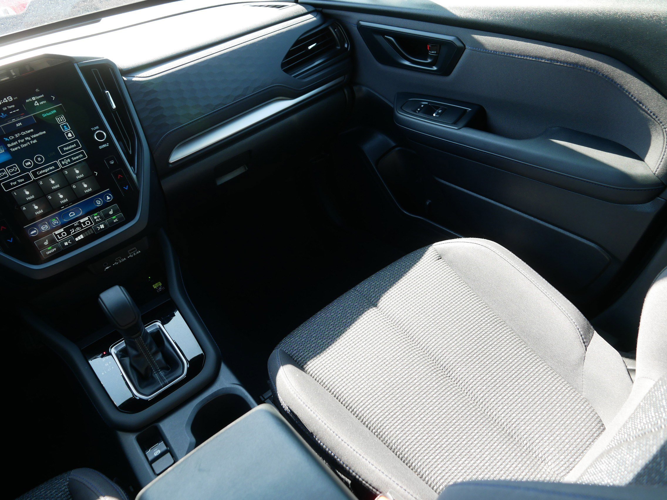 Certified 2025 Subaru Forester Premium image 11