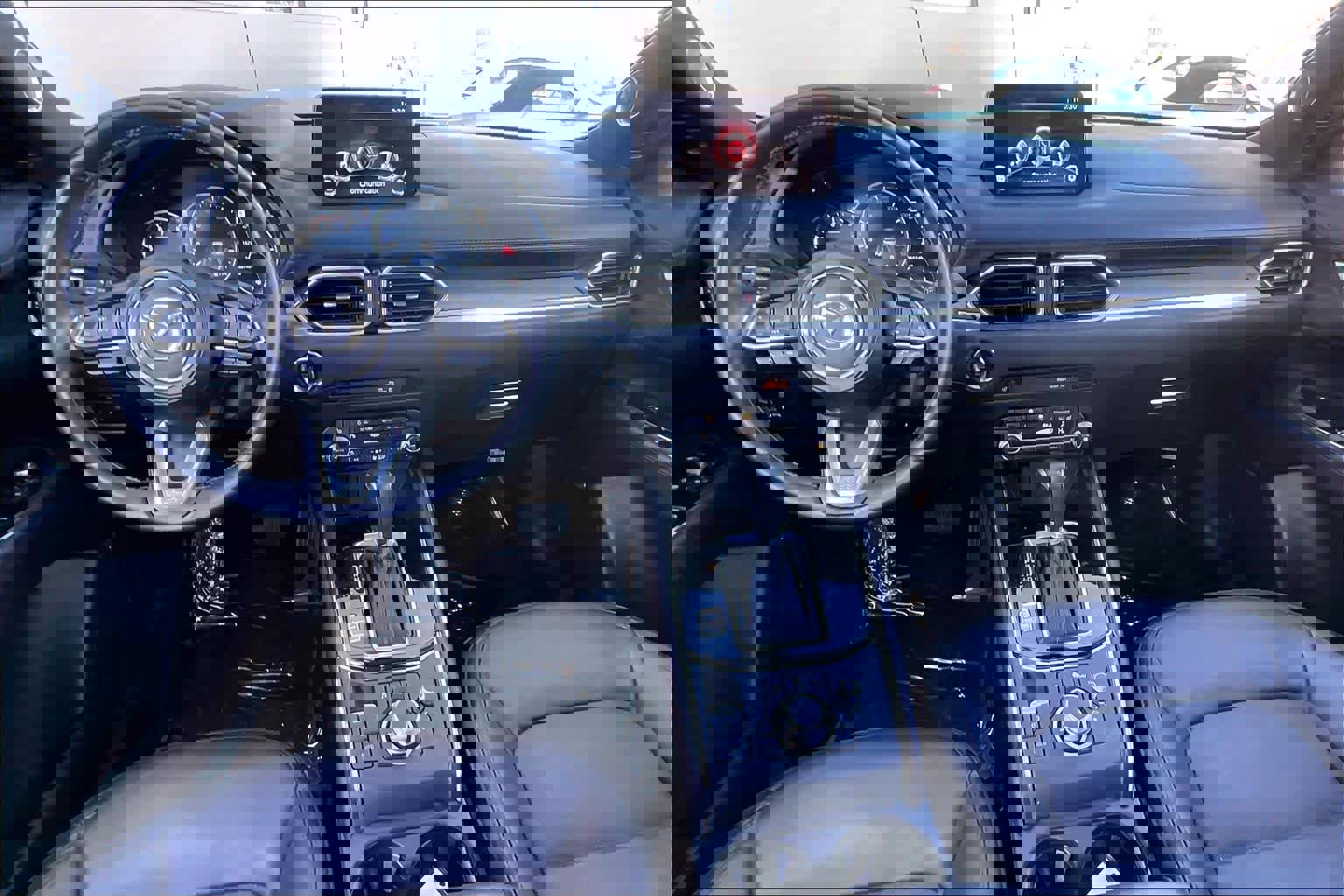 Used 2020 MAZDA CX-5 Signature image 16