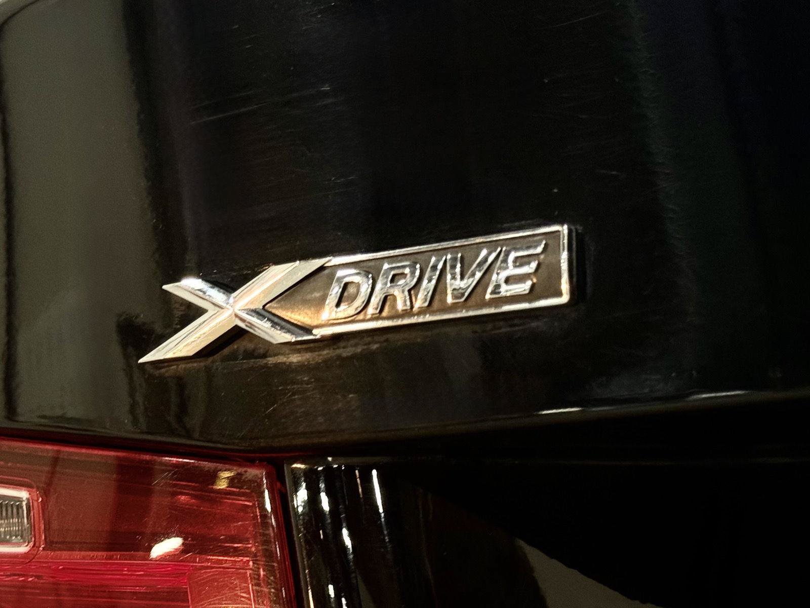 Used 2014 BMW 320i xDrive Sedan AWD/4WD image 7