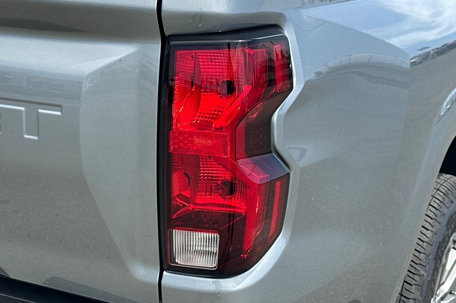 Used 2026 Chevrolet Colorado LT w/ LPO, Pro Essentials Package RWD image 31