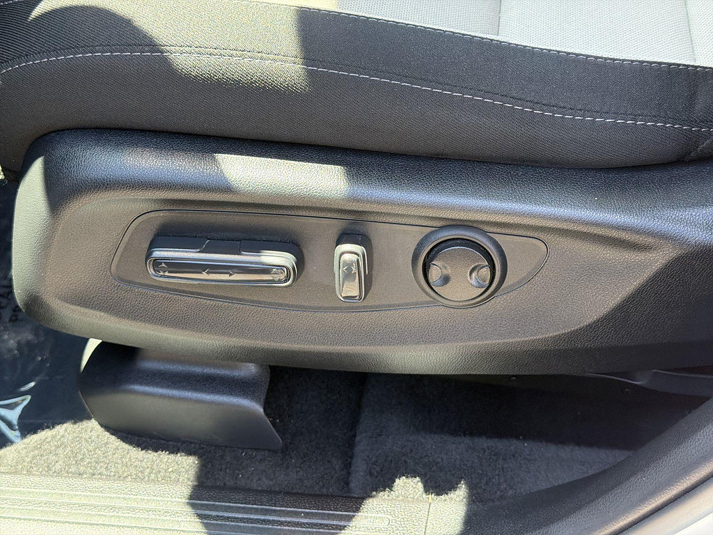 Used 2025 Honda CR-V EX image 32