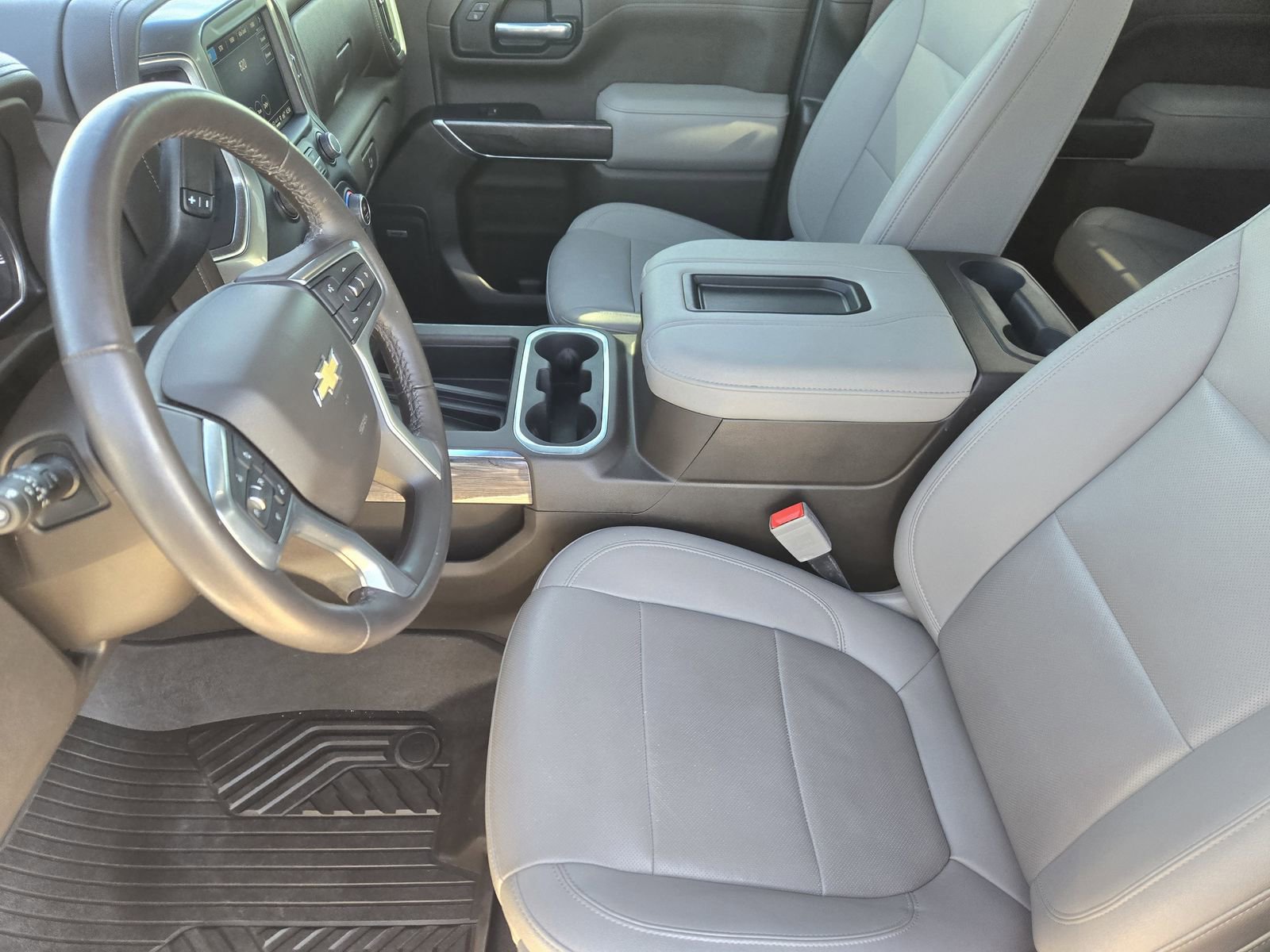 Used 2022 Chevrolet Silverado 1500 LTZ w/ LTZ Premium Package image 12