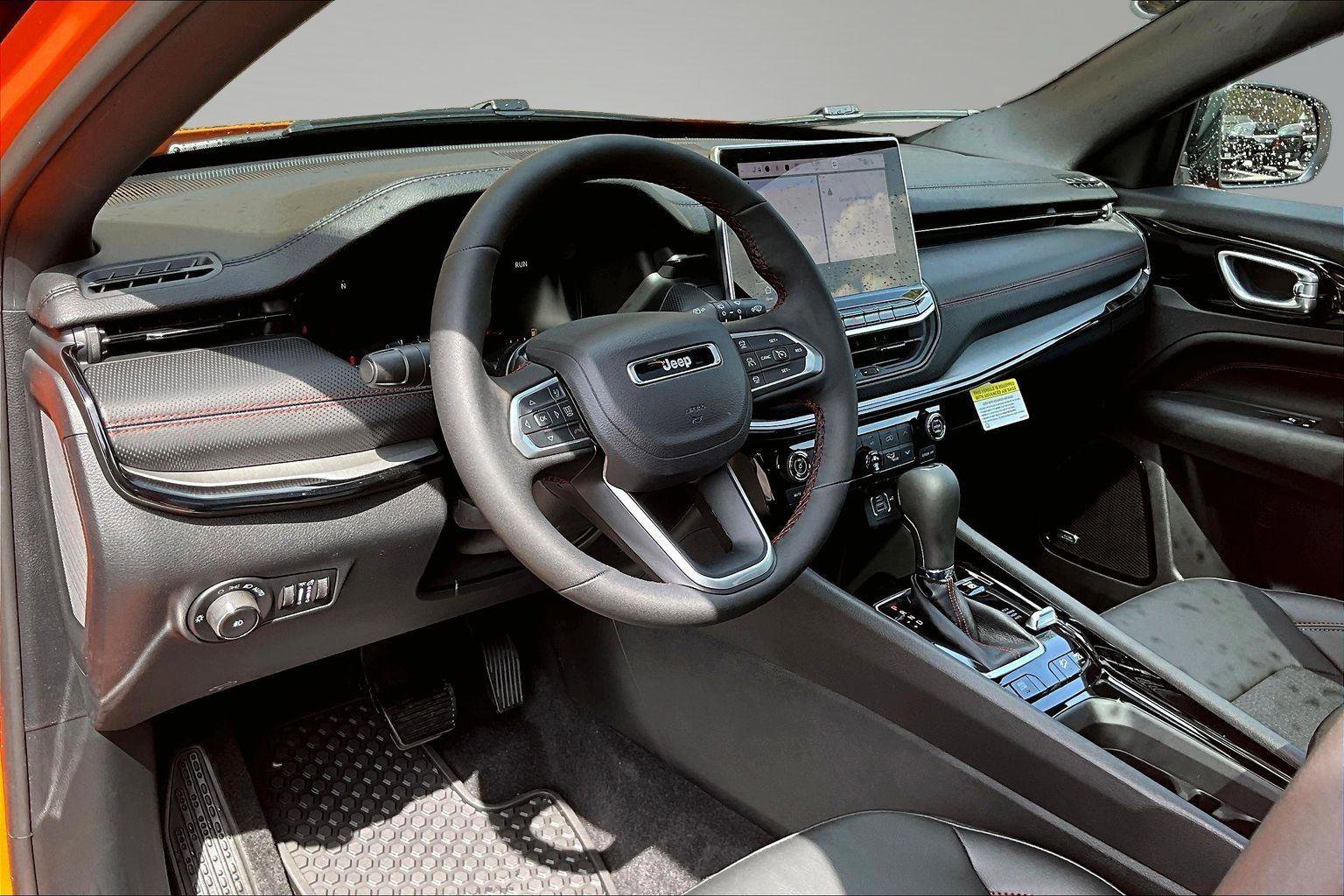 New 2026 Jeep Compass Trailhawk w/ Sun, Sound & Navigation Group image 7