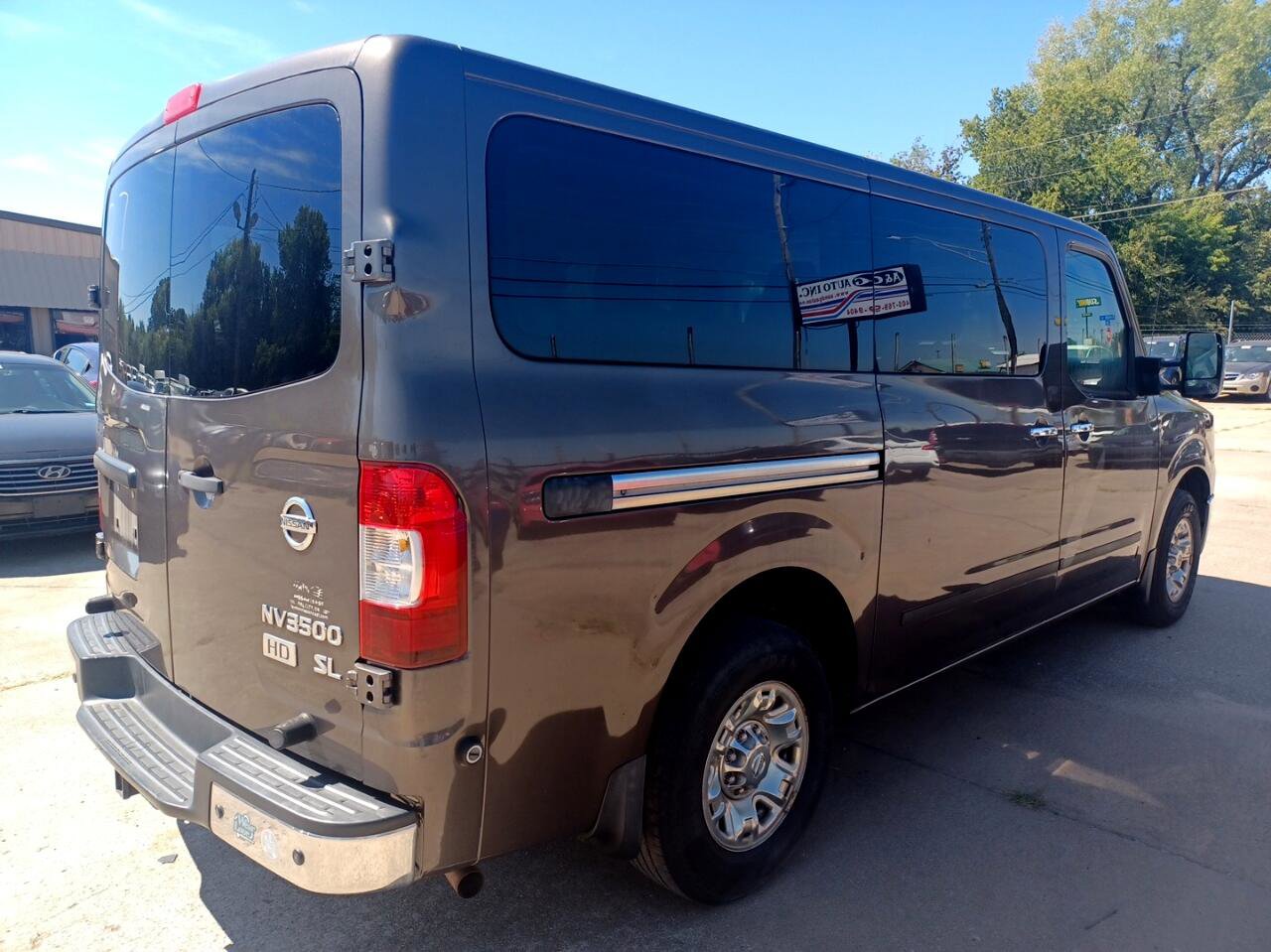 Used 2012 Nissan NV 3500 SL w/ Technology Pkg image 5