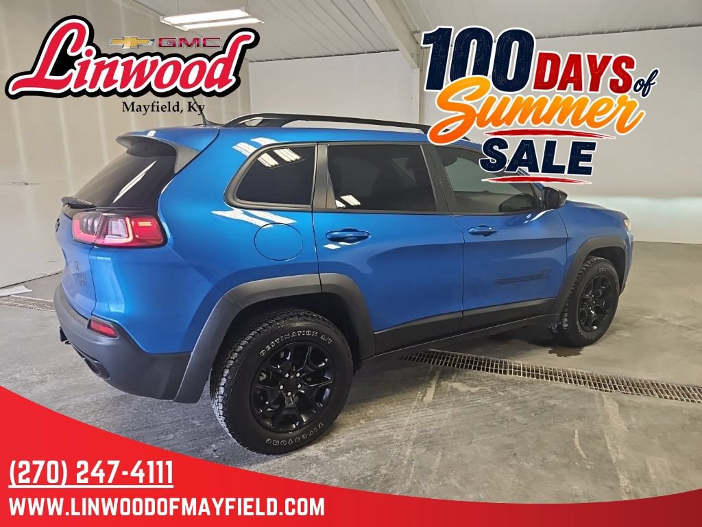 Used 2022 Jeep Cherokee Latitude AWD/4WD image 2