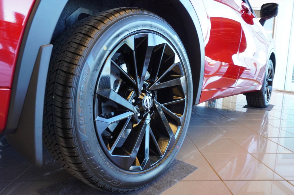 New 2026 Nissan Rogue Platinum image 6