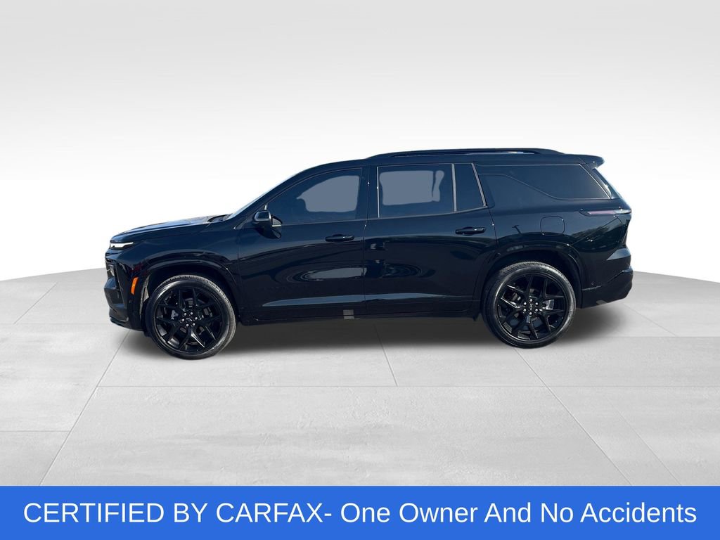 Used 2025 Chevrolet Traverse RS AWD/4WD image 2