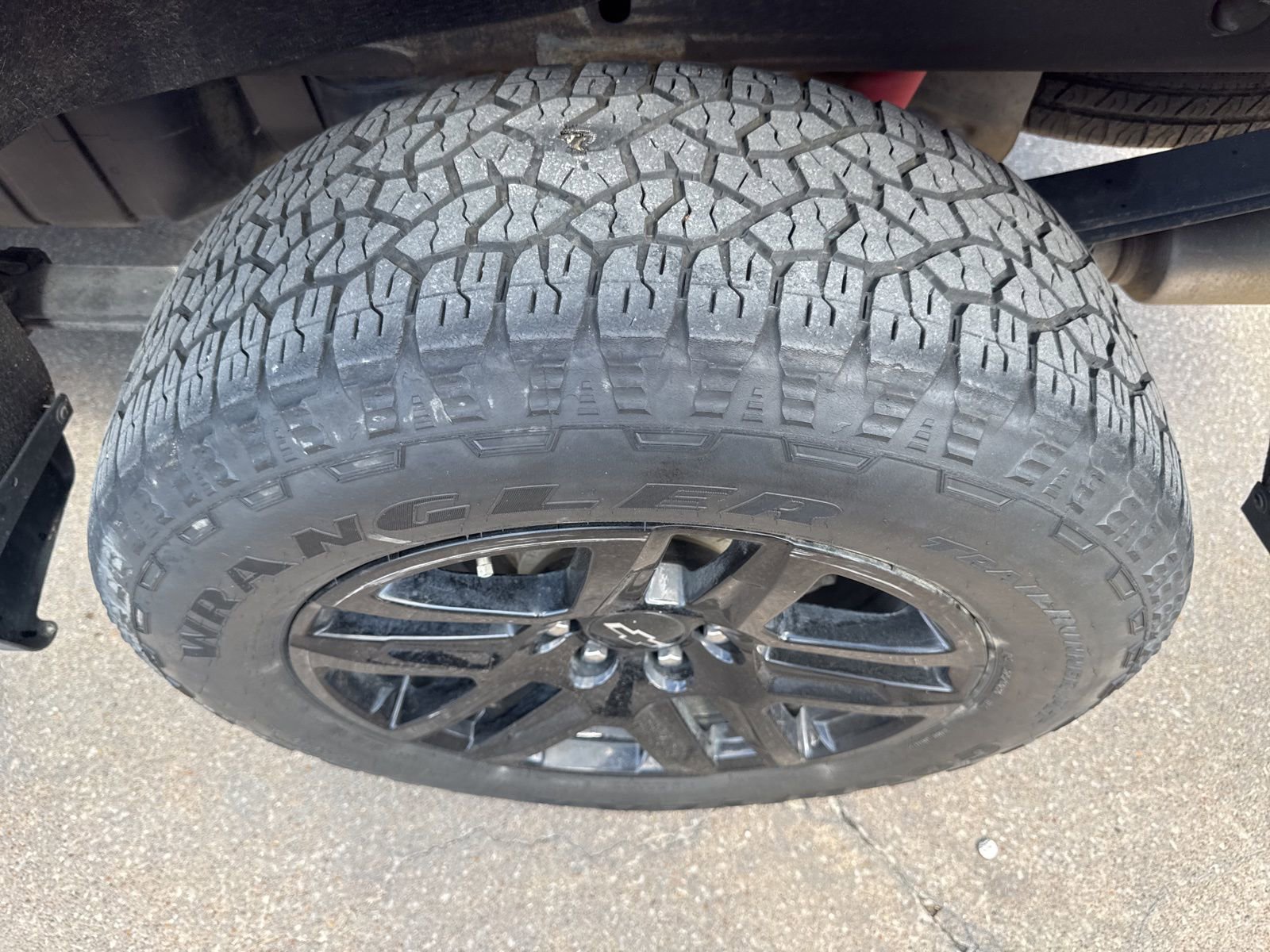 Used 2022 Chevrolet Silverado 1500 LT Trail Boss w/ Bed Protection Package image 4