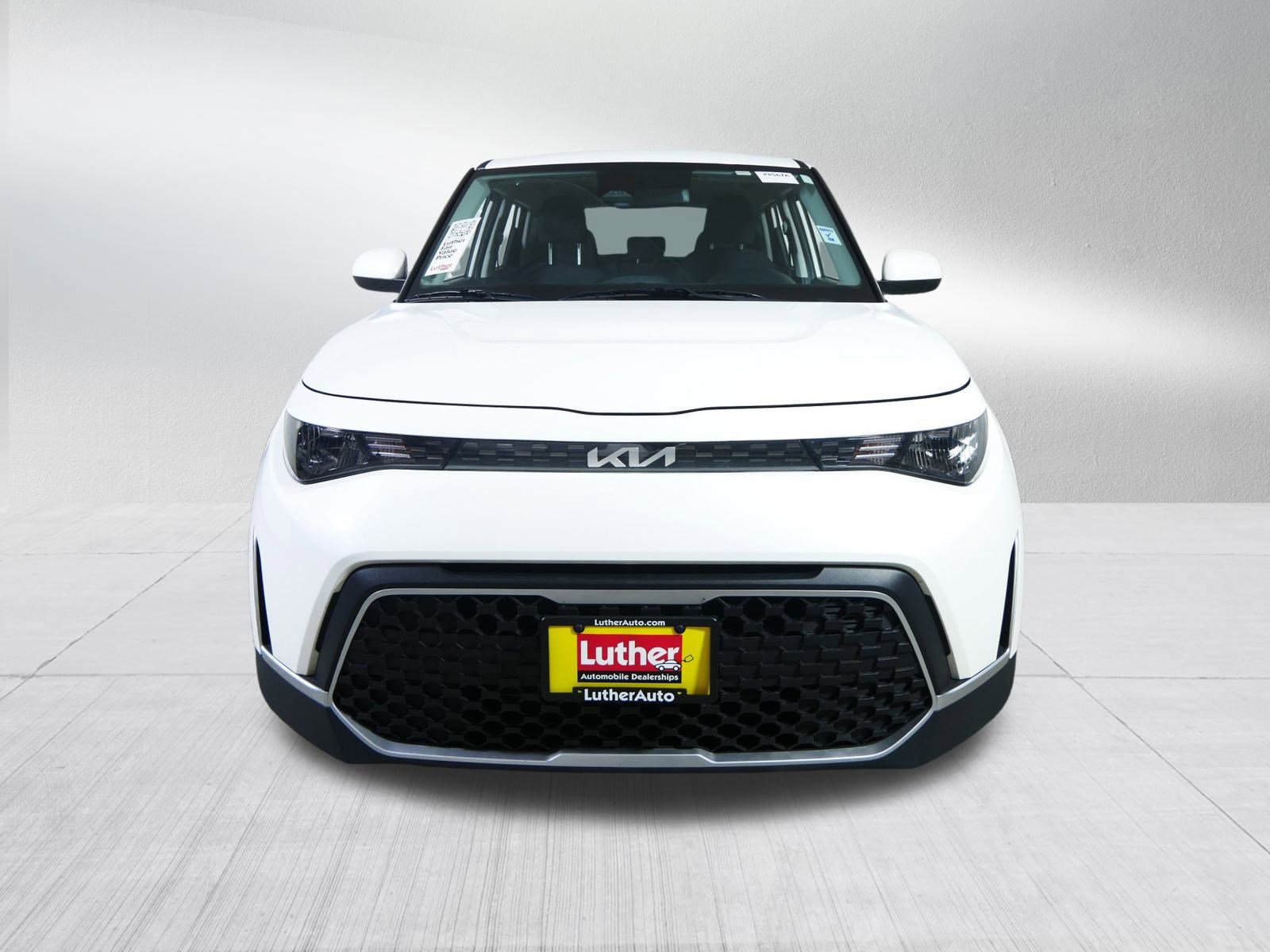 Used 2023 Kia Soul LX w/ Option Group 015 image 2