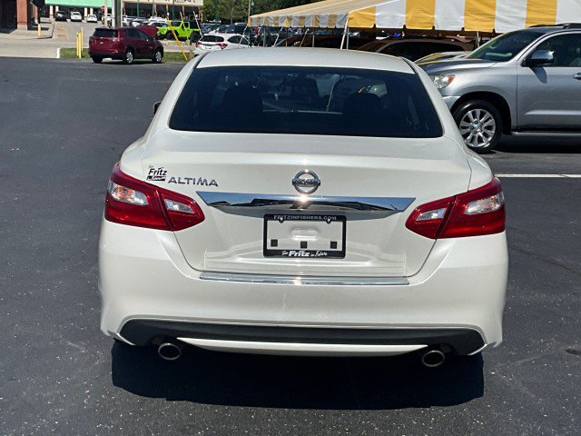 Used 2016 Nissan Altima 2.5 S w/ Power Driver Seat Package FWD image 5