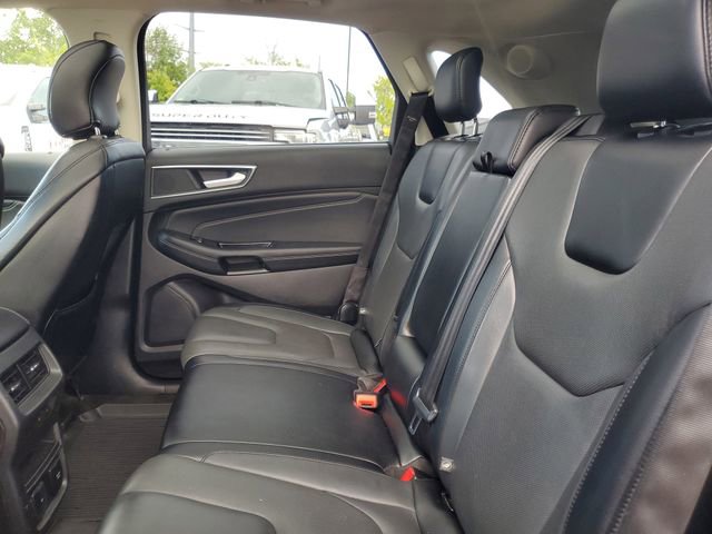 Used 2018 Ford Edge Titanium w/ Equipment Group 302A image 30
