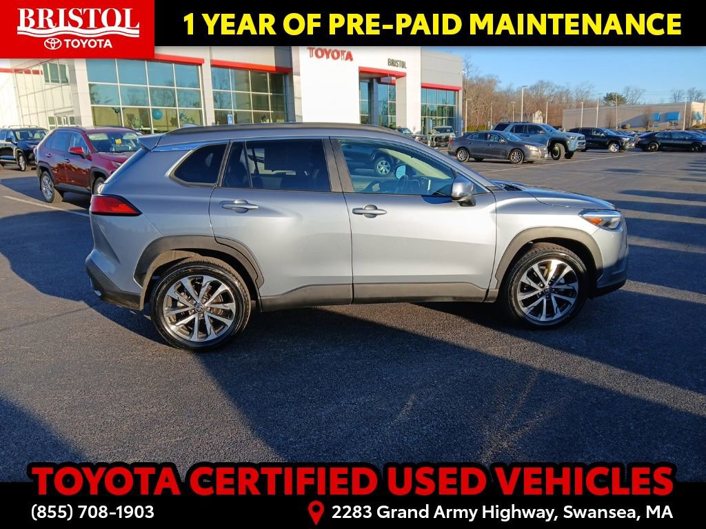 Certified 2024 Toyota Corolla Cross XLE image 8