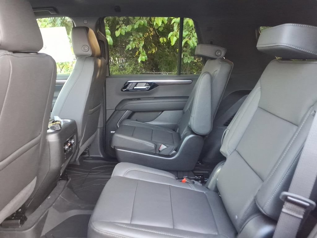 New 2026 Chevrolet Tahoe LT w/ Comfort Package AWD/4WD image 16