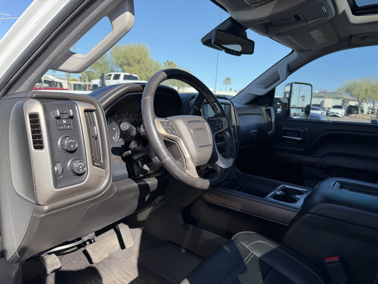Used 2019 GMC Sierra 2500 Denali w/ Duramax Plus Package image 18