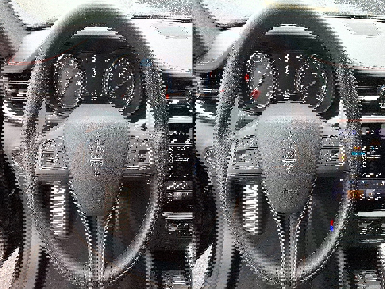 Used 2021 Maserati Quattroporte Trofeo image 19