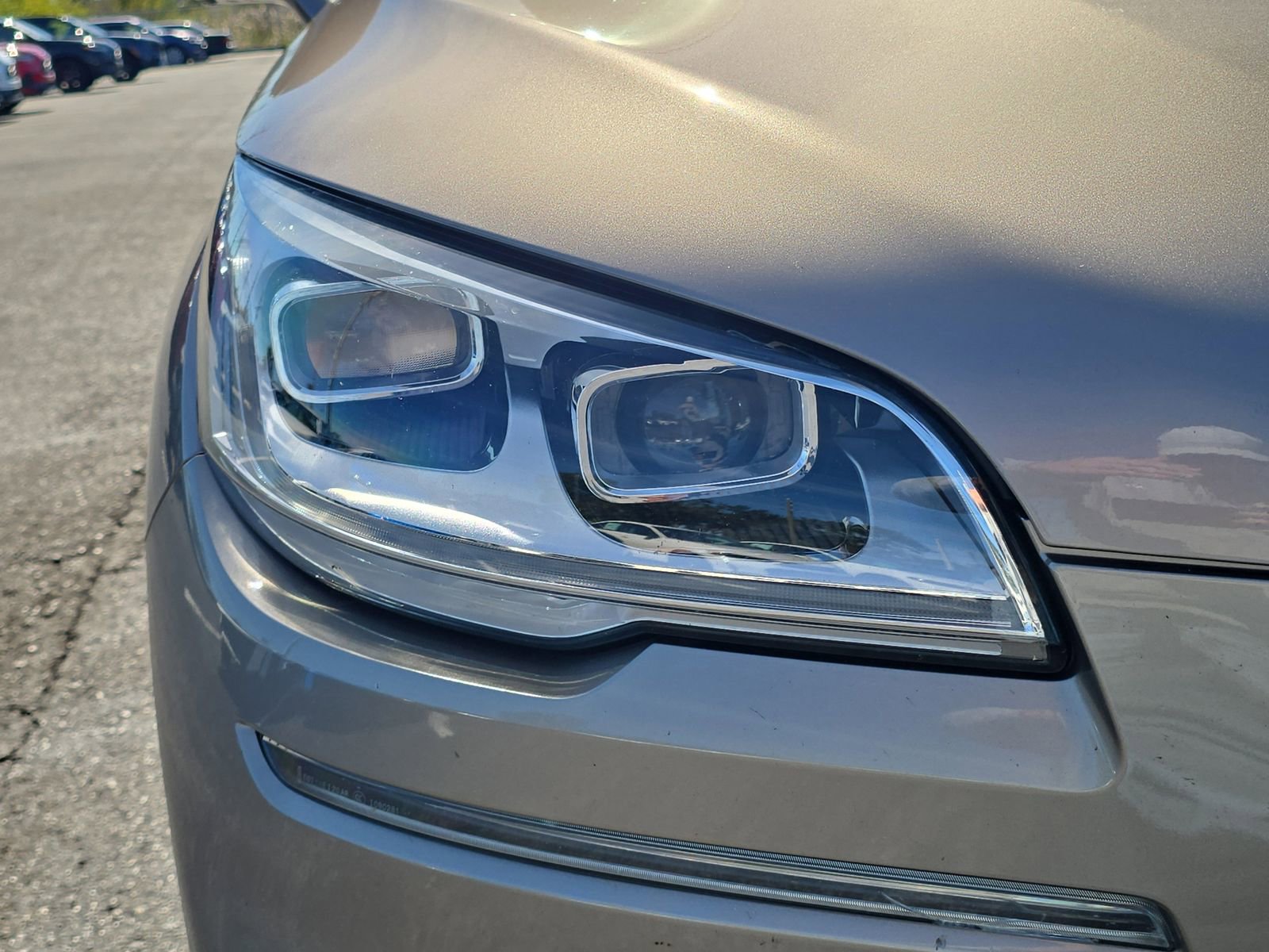 Used 2020 Lincoln Aviator Reserve w/ Equipment Group 202A image 7