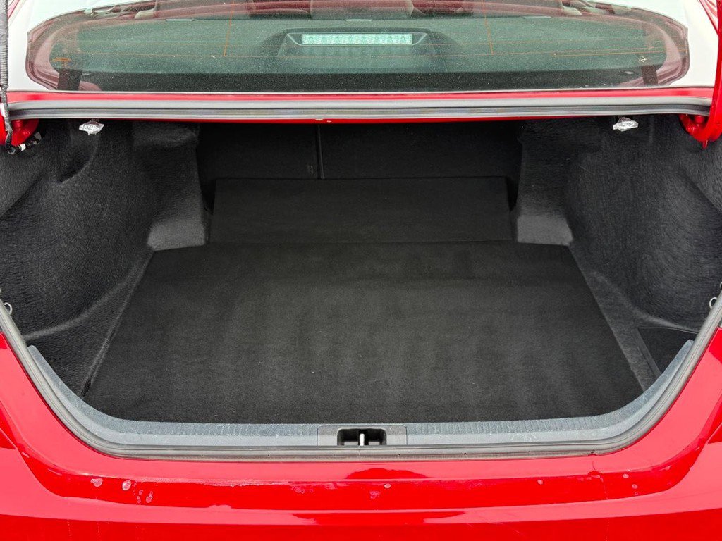 Certified 2025 Toyota Camry SE image 4