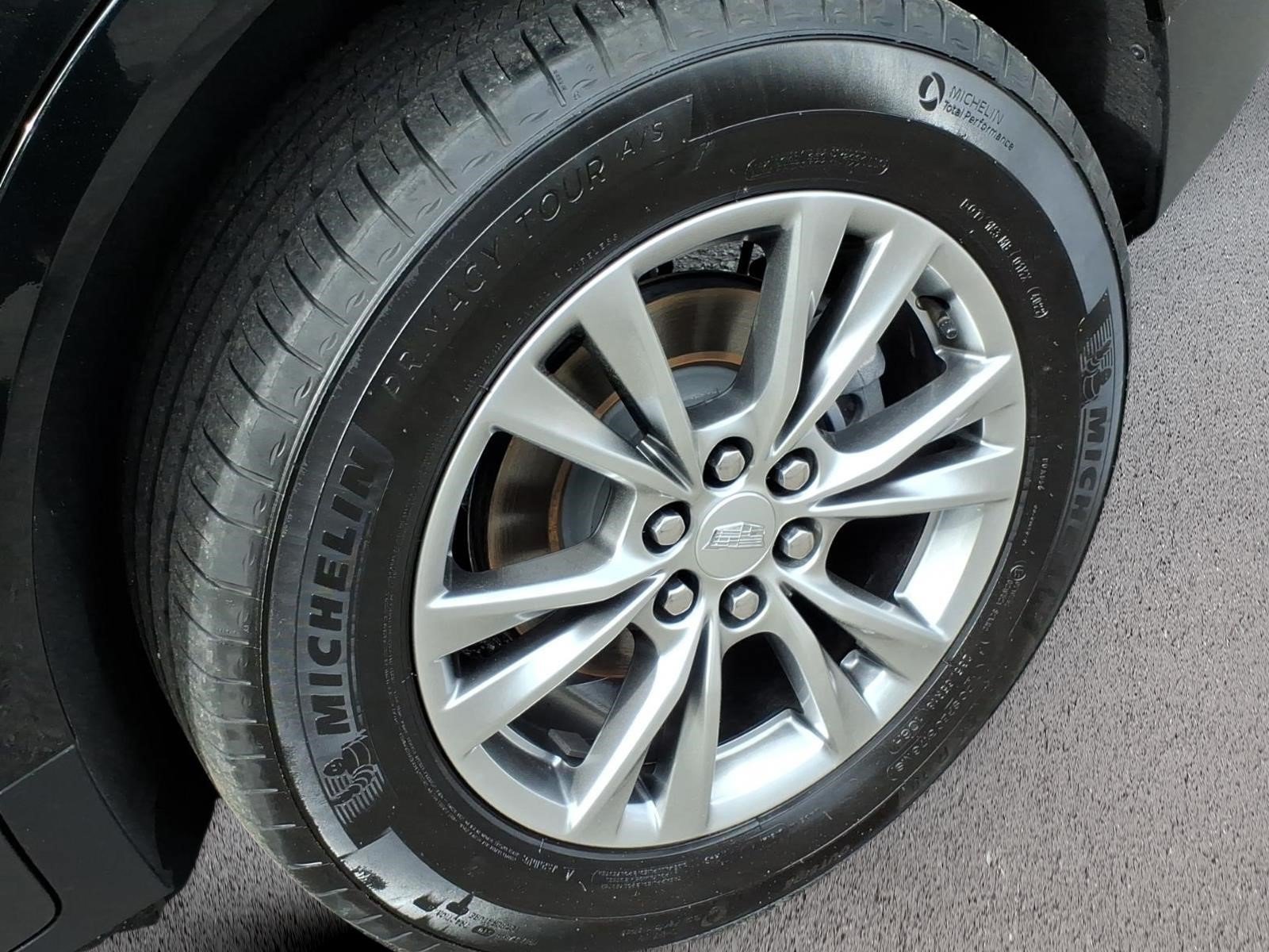 Certified 2023 Cadillac XT5 Premium Luxury AWD/4WD image 9