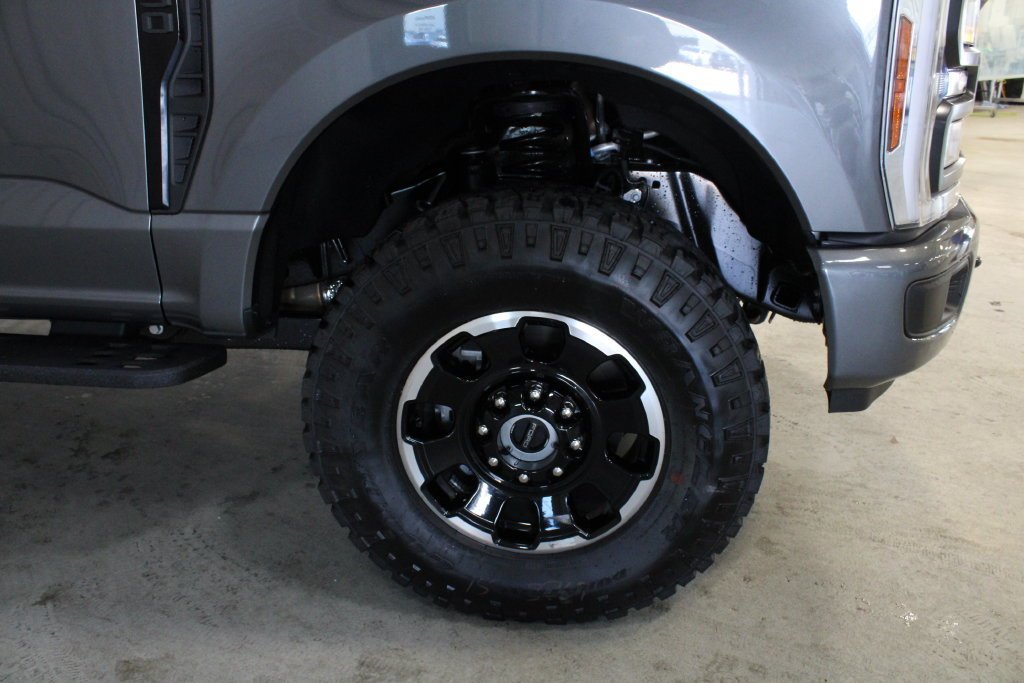 New 2027 Ford F250 XL w/ Tremor Off-Road Package AWD/4WD image 25