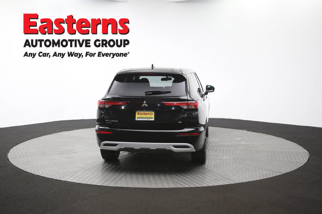 Used 2024 Mitsubishi Outlander SE FWD image 41