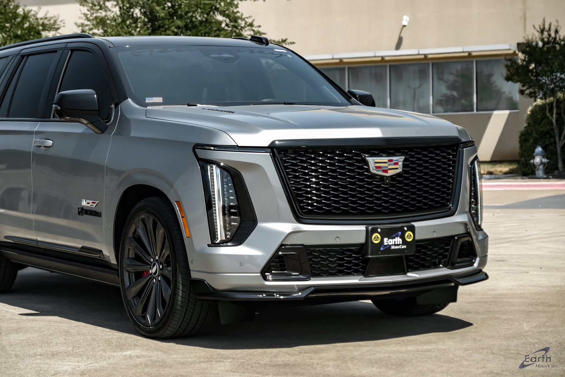 Used 2025 Cadillac Escalade V w/ LPO, Floor Liner Package AWD/4WD image 26