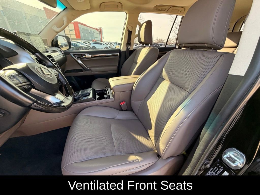Used 2023 Lexus GX 460 Premium w/ Premium Package image 13