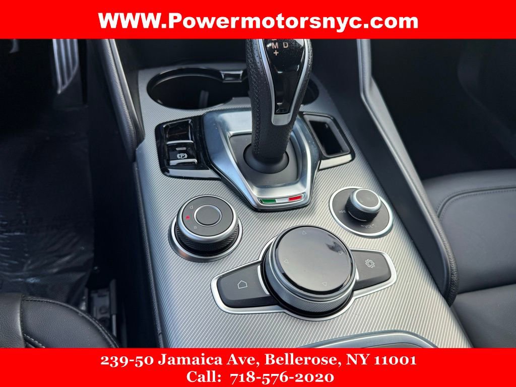 Used 2024 Alfa Romeo Giulia Ti image 27