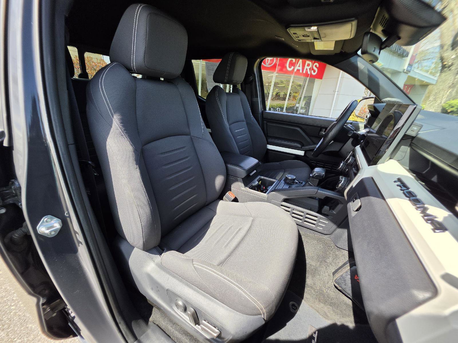 Used 2024 Toyota Tacoma TRD Sport w/ TRD Sport Upgrade Package AWD/4WD image 16