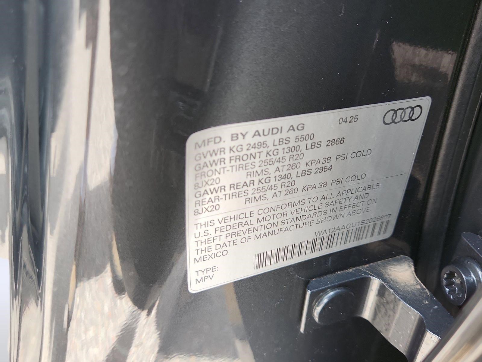 Used 2025 Audi Q5 Premium Plus w/ Premium Plus AWD/4WD image 18