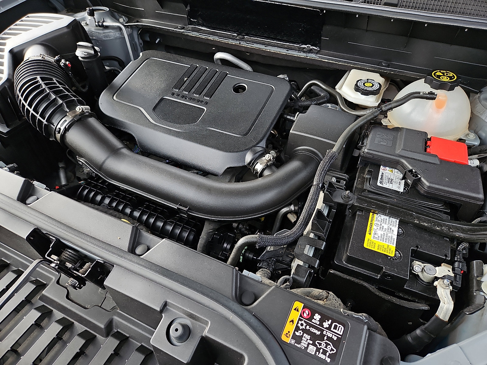 Certified 2023 GMC Acadia SLE image 26