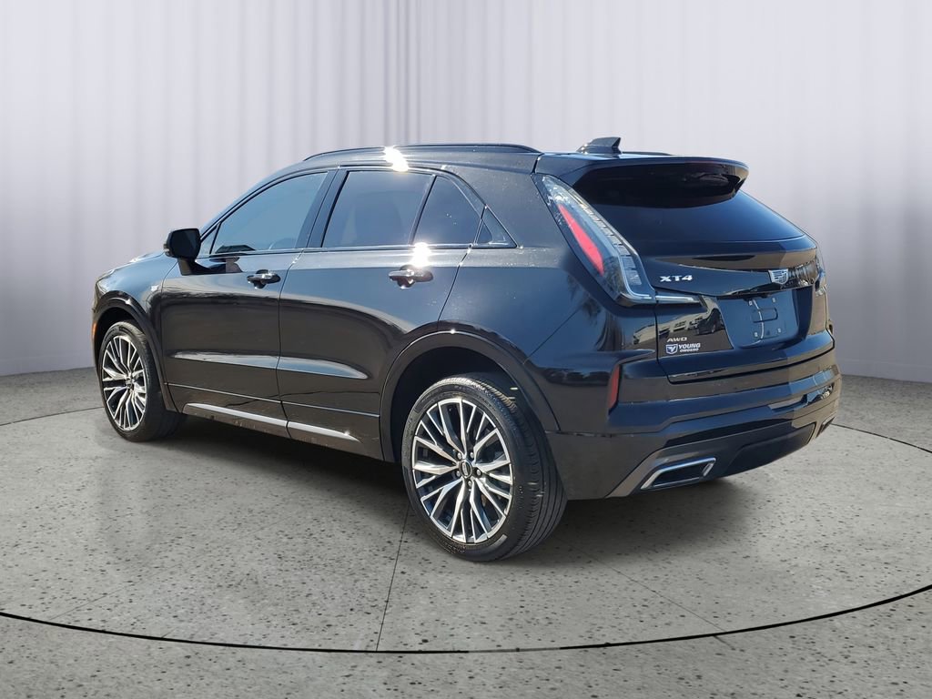 Used 2024 Cadillac XT4 Sport image 4
