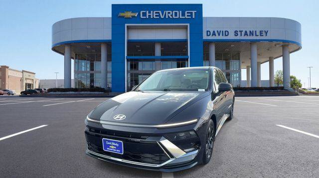 Used 2024 Hyundai Sonata SEL FWD image 3