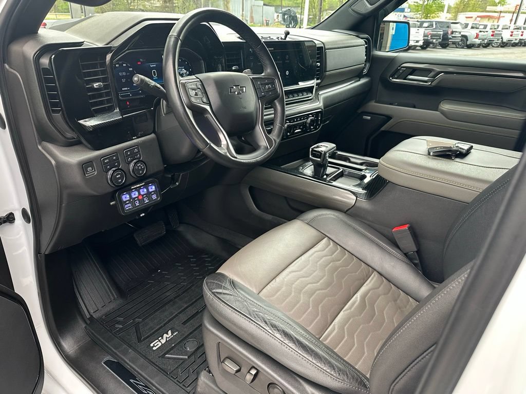 Used 2023 Chevrolet Silverado 1500 ZR2 AWD/4WD image 10