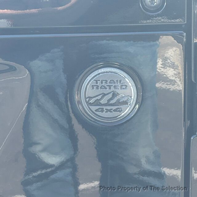 Used 2022 Jeep Gladiator Sport image 14