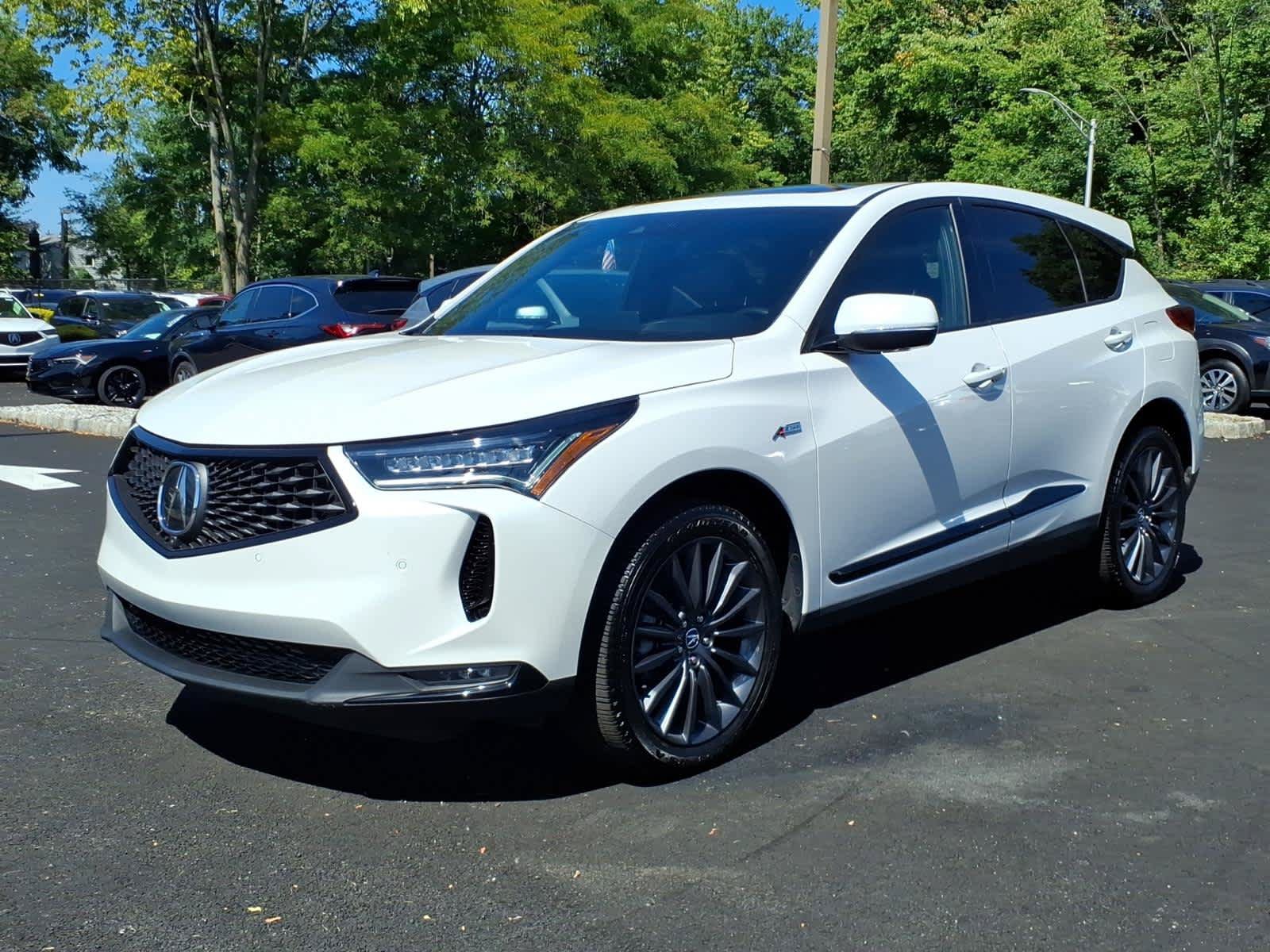 Certified 2024 Acura RDX w/ Advance Package AWD/4WD image 3